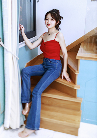 Hundreds of gorgeous dating partners: Danyuan, China member photo