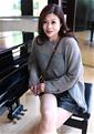 Hundreds of gorgeous pictures: lindi, Asian member in Dating profile
