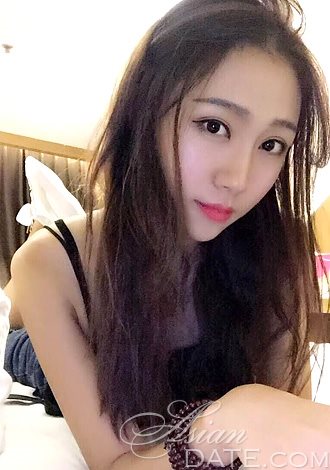 Asian member member: Yizhen from Suzhou, 23 yo, hair color Chestnut