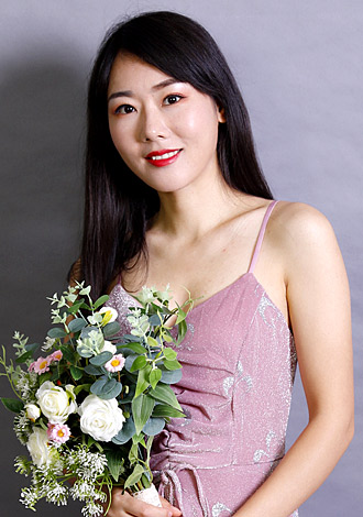 Gorgeous member profiles: China caring member Xin from Beijing